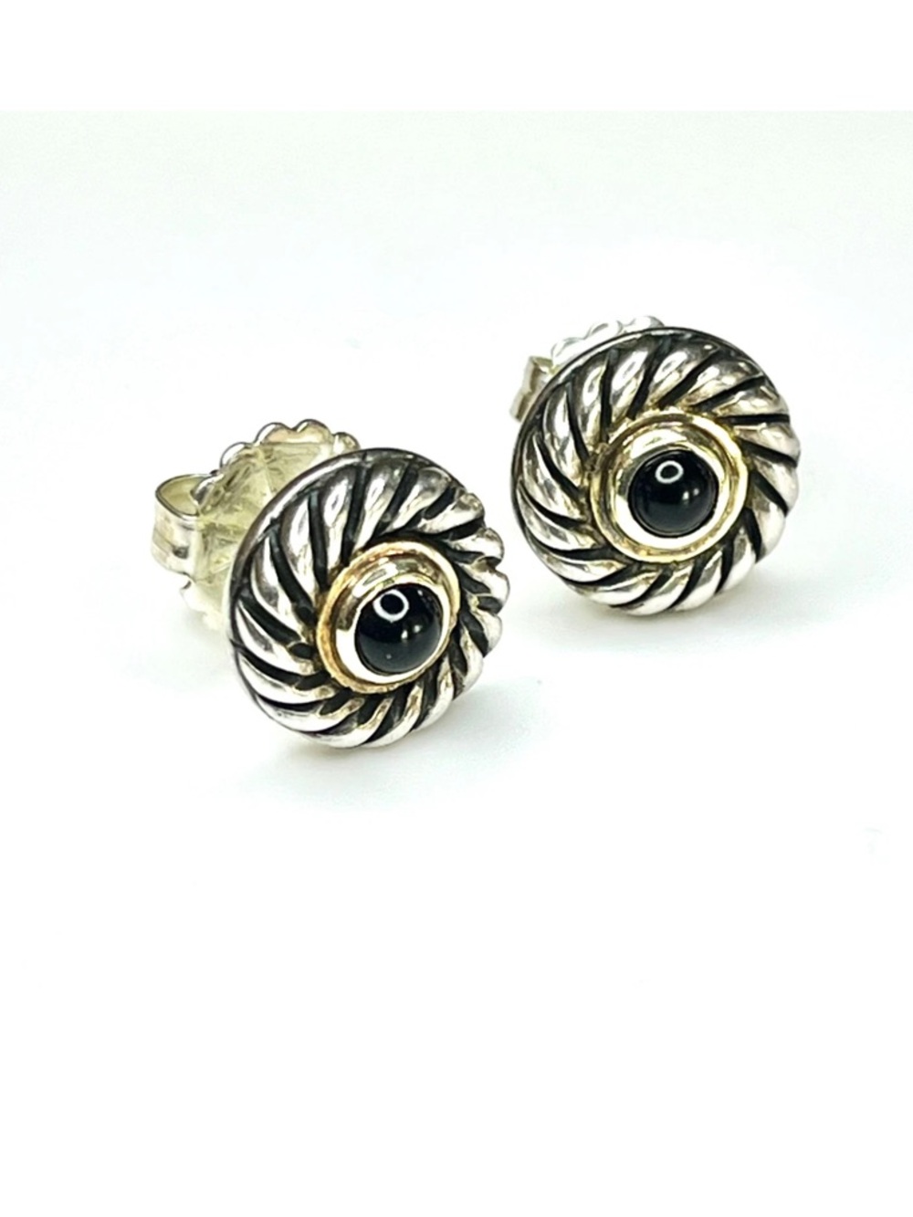 Authentic David Yurman black onyx cookie stud earrings
